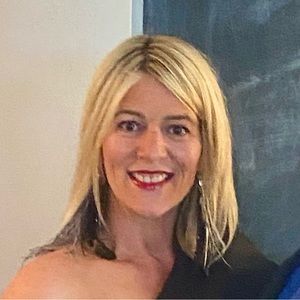 Meet your Posher, Adriane